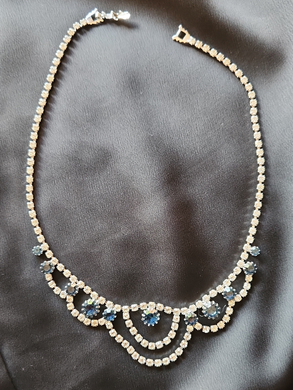 Elegant Blue Crystal Tennis Necklace - Unbranded